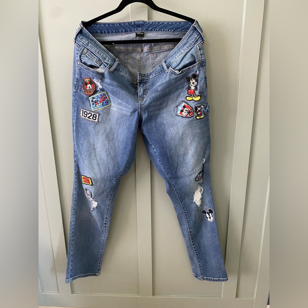 Disney Torrid collab denim jeans with Mickey patches. Disneybounding awaits!